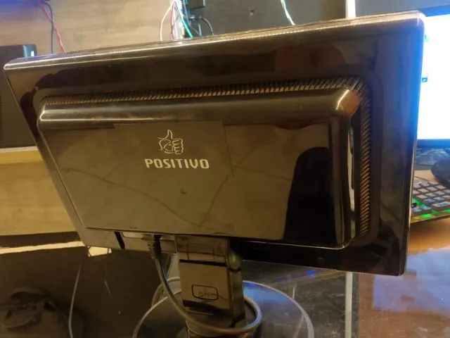 Monitor Positivo  19 polegadas - Foto 4