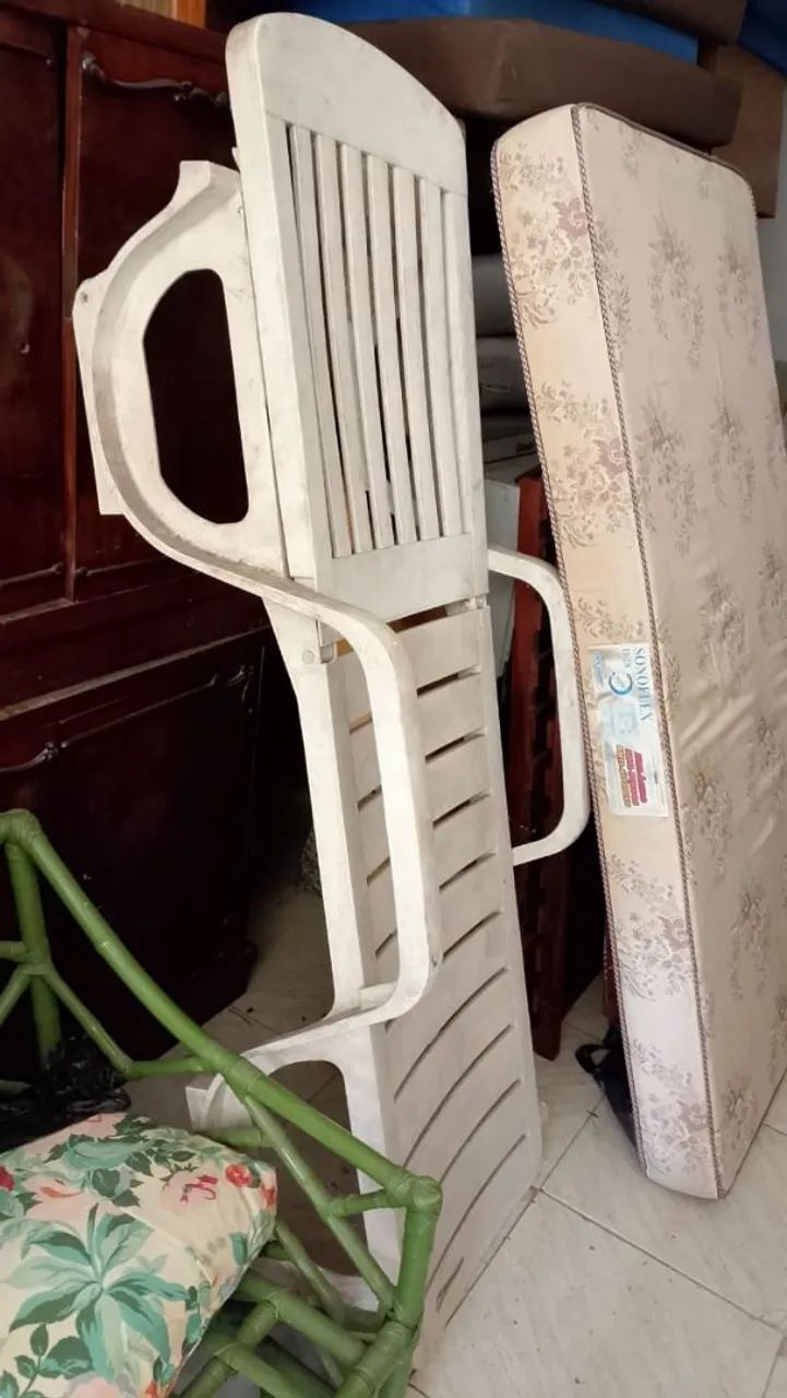 Espreguiçadeira em bom estado.  - Foto 2