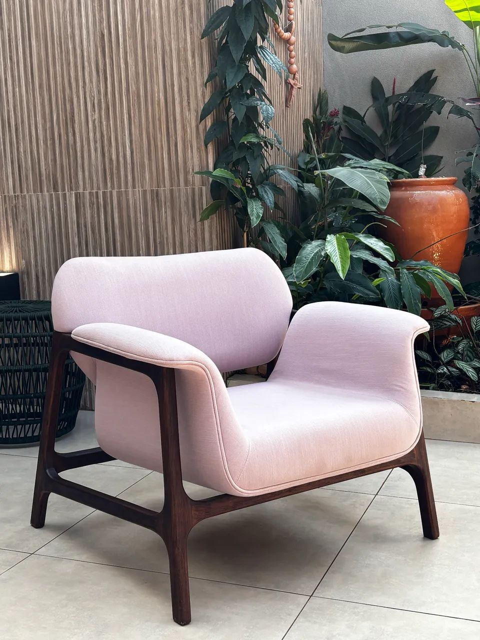 Poltronas alto padrão praticamente sem uso 