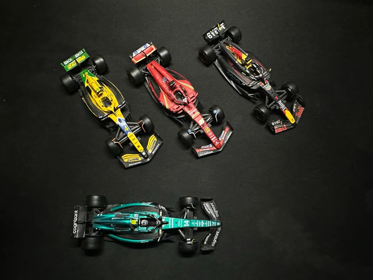 Kit F1 Burago 1/43 original c caixa OPORTUNIDADE