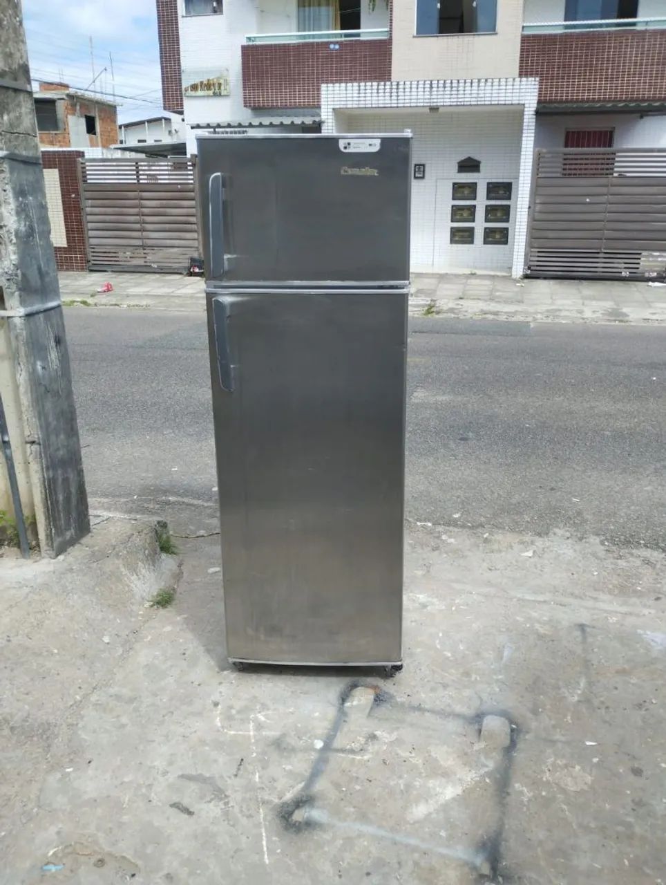 Geladeira Esmaltec gelo seco 