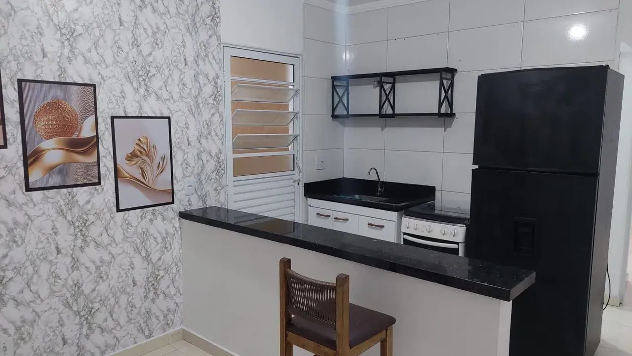Casa em condomínio mobiliada para locação