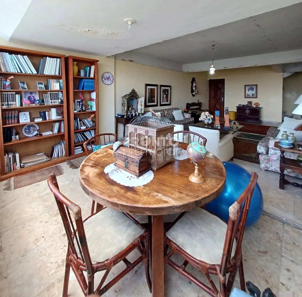 Apartamento com 3 quartos em Espinheiro - Foto 4