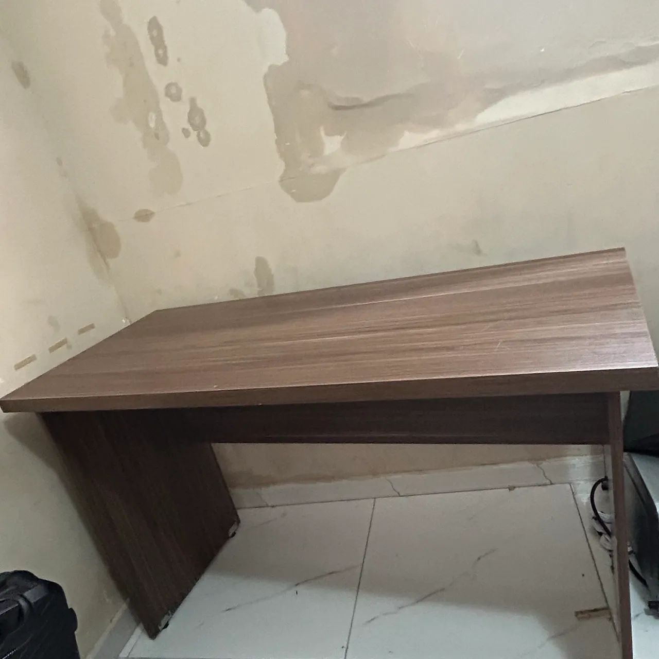 Mesa de escritório/quarto  - Foto 3