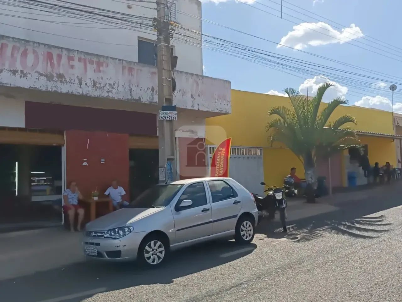 Casa comercial estilo sobrado para venda no bairro Laranjeiras. - Foto 2