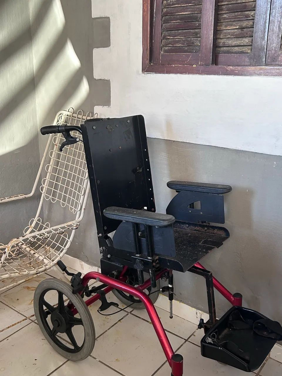 Cadeira de rodas infantil 