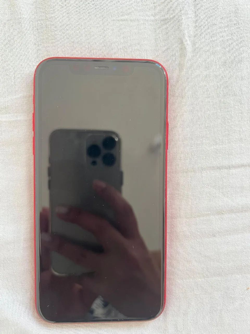 iPhone 11 64GB RED - Foto 3