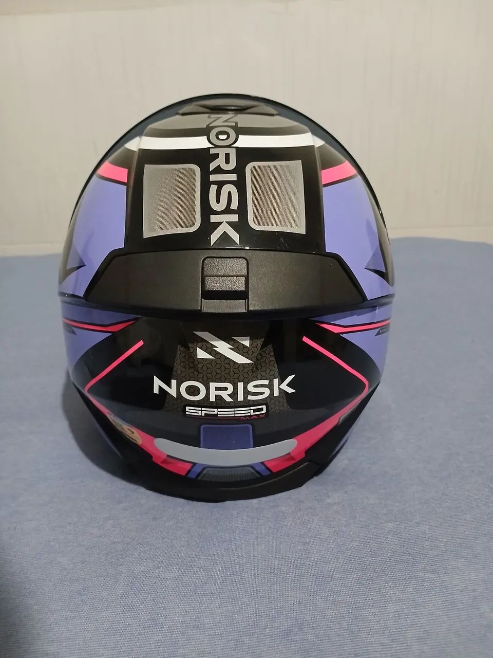 Capacete norisk razor novo