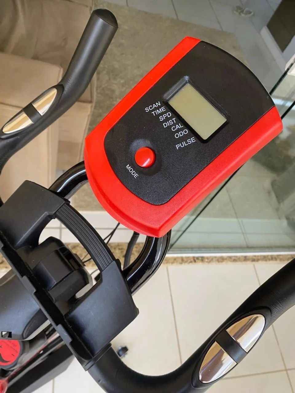 Bicicleta Ergométrica Semi Nova - Foto 2