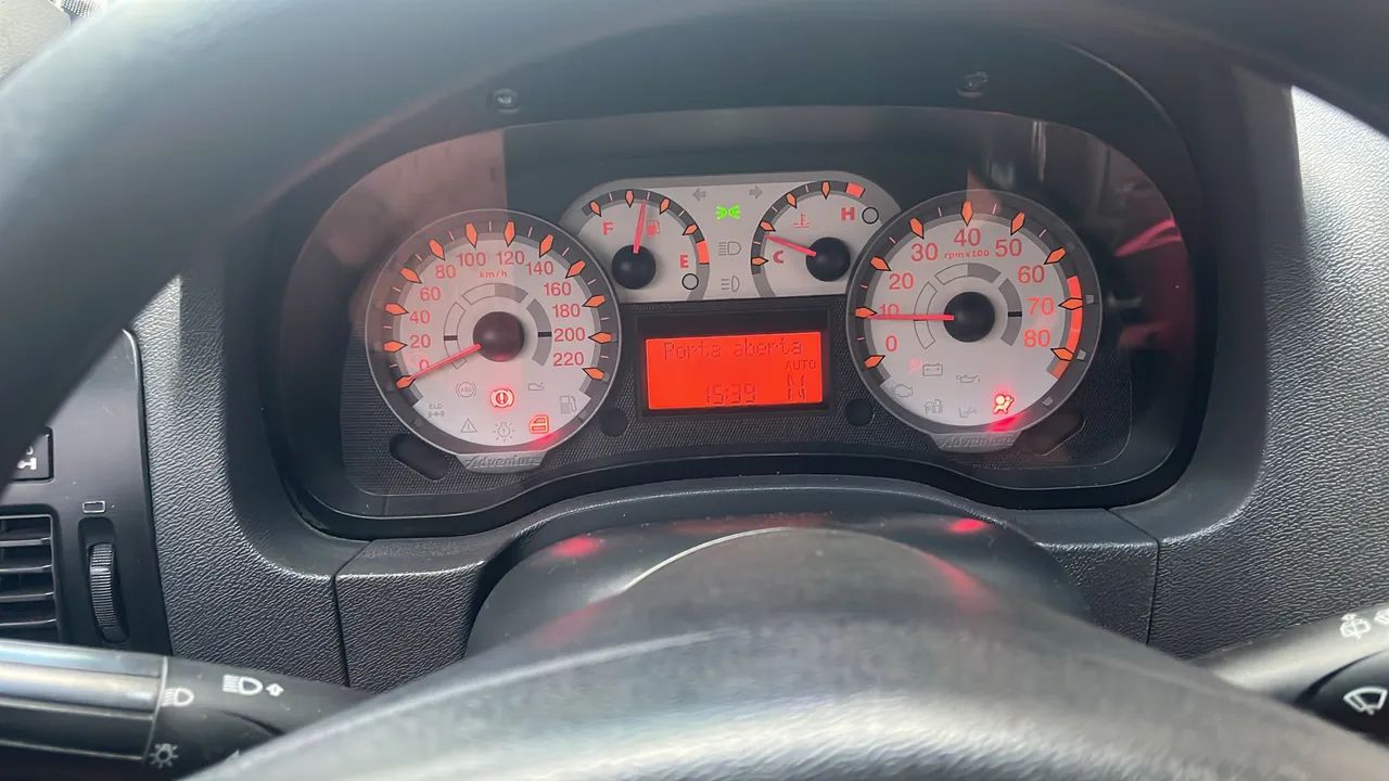 Fiat Palio Week.adv.lock.dualogic 1.8 Flex 2010 - Foto 4