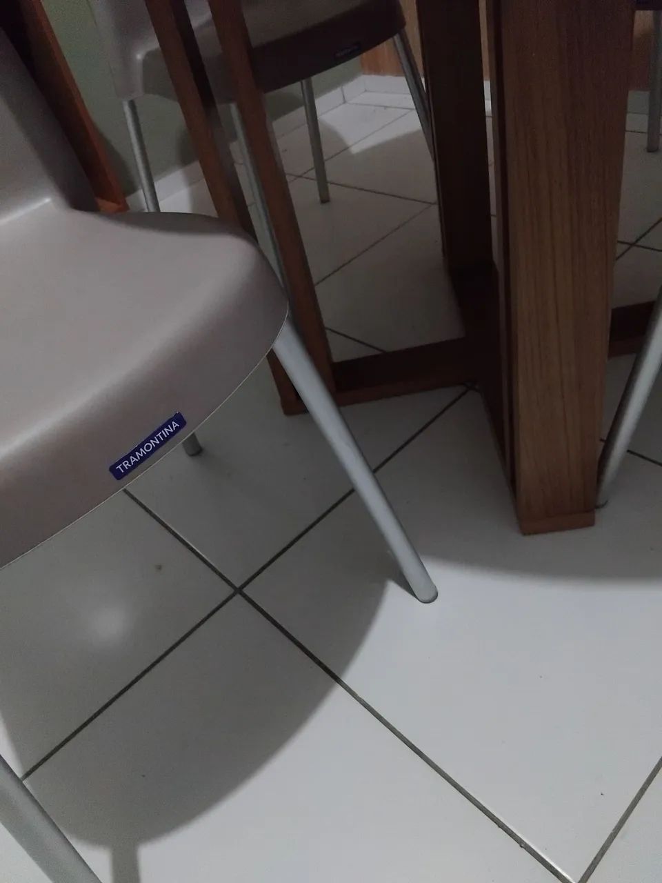 Vende  mesa