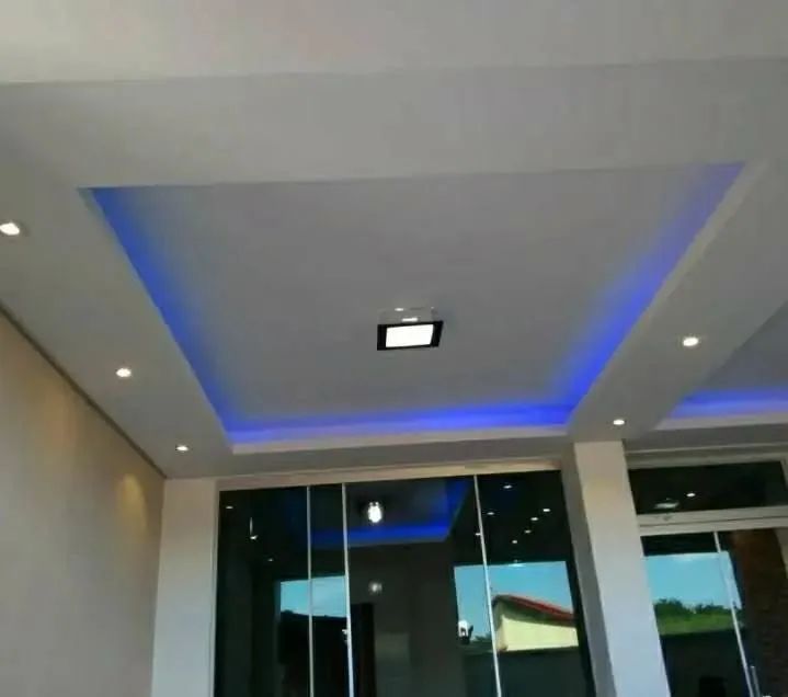 Executamos serviços de Gesso liso, sanca, Drywall, forro 