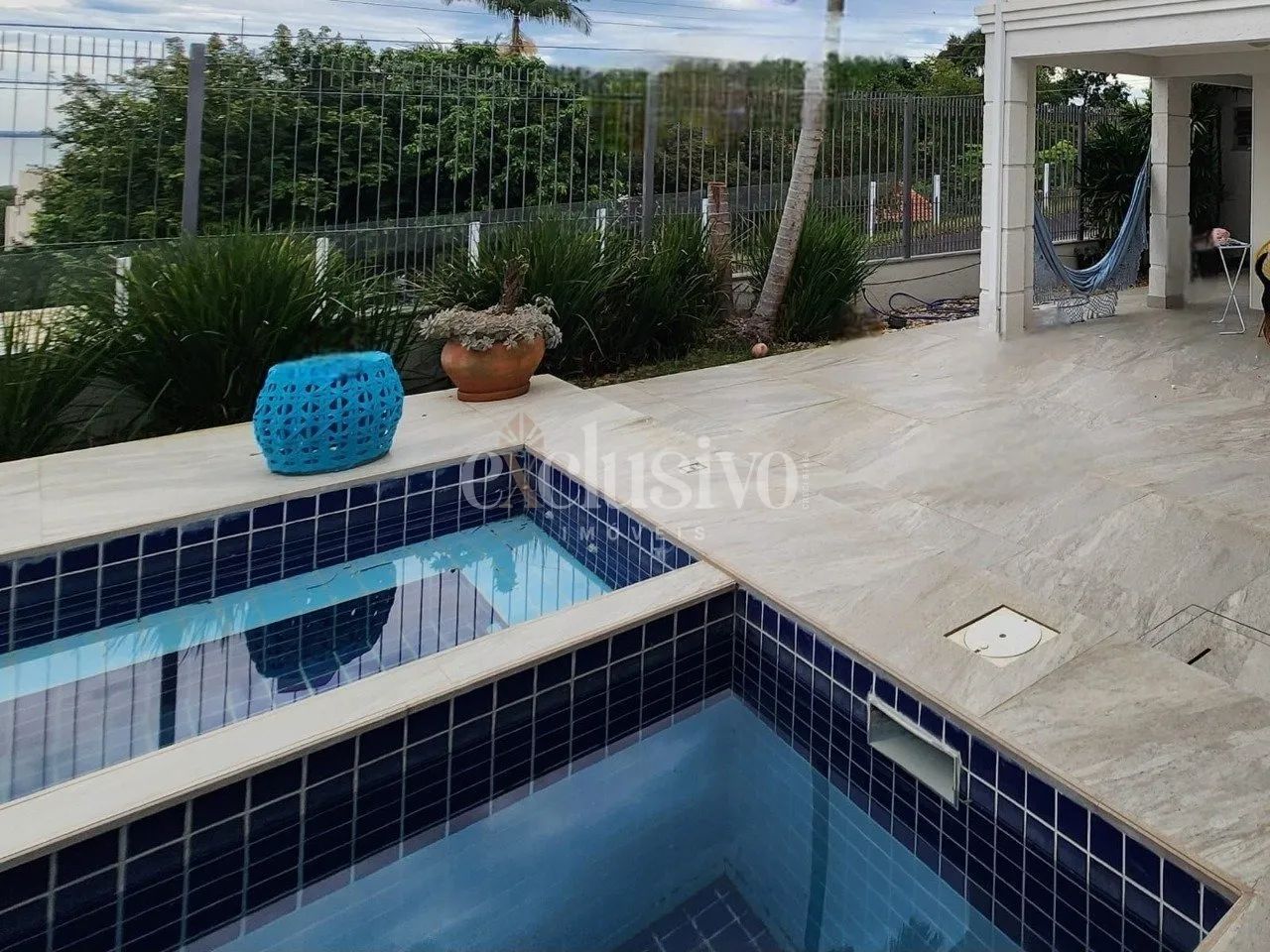 Casa com vista mar no bairro Coqueiros - Foto 4