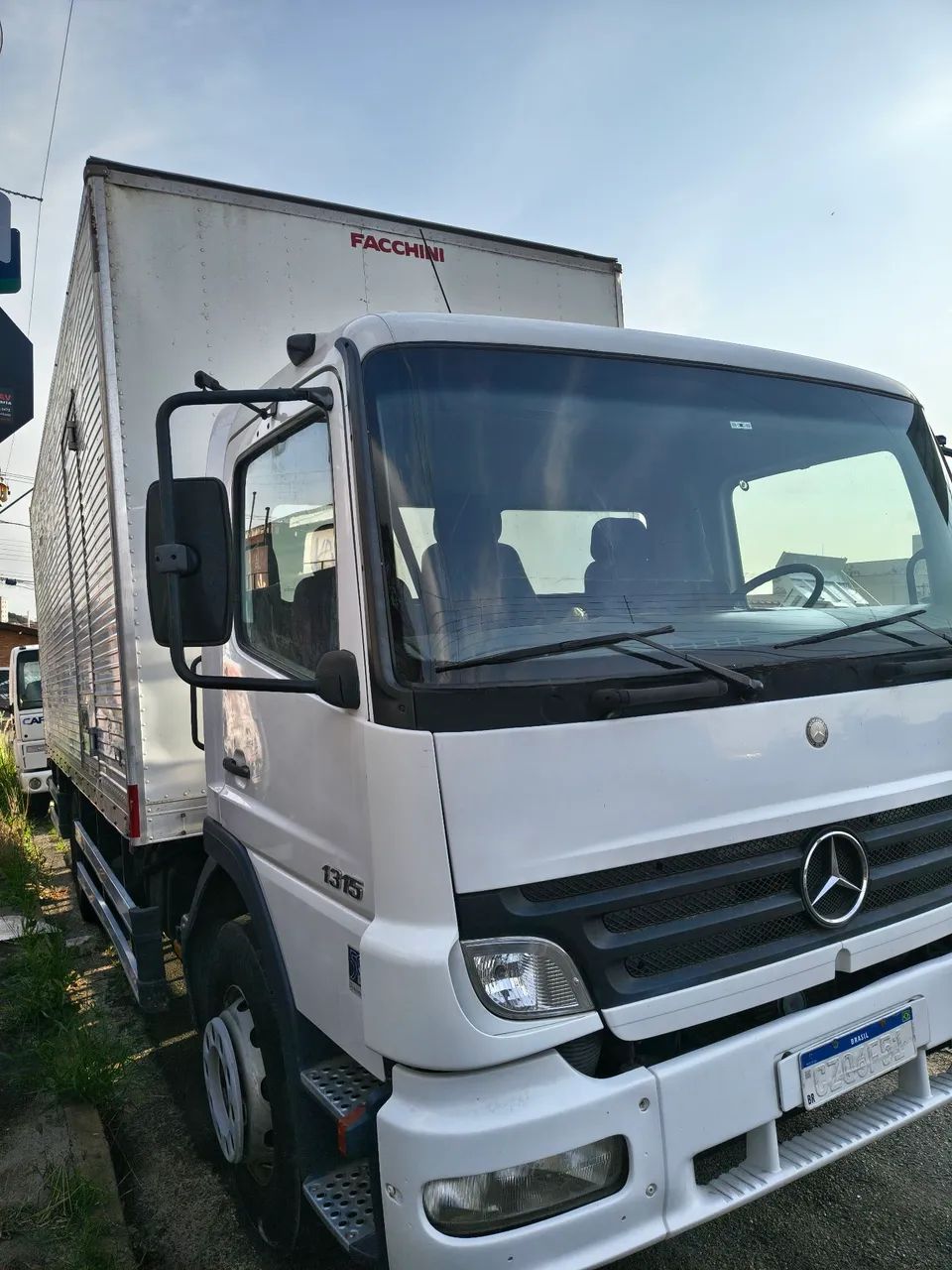 MB 1315 BAÚ * TROCA E FINANCIA *