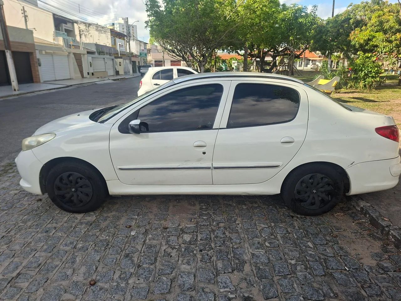 Peugeot 207 Active 1.4 Flex 8V 5P 2014 - Foto 3
