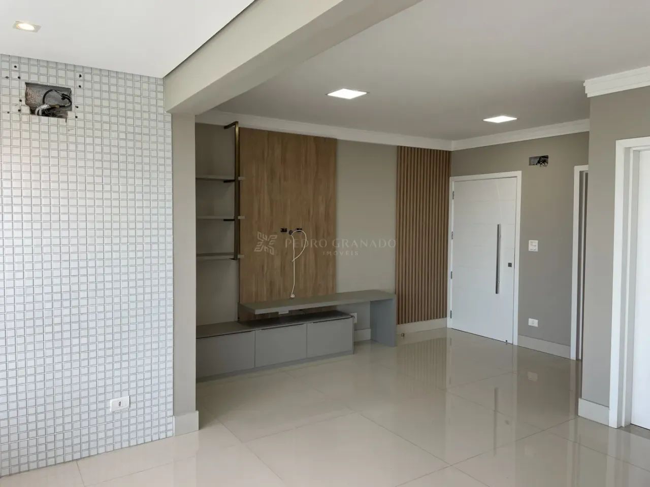 Apartamento com 03 suítes - Zona 01 - Foto 3