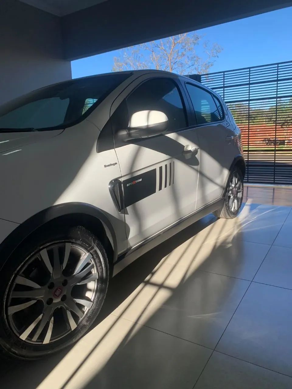 Fiat Palio Sporting Dualogic 1.6 Flex 16V 5P 2013