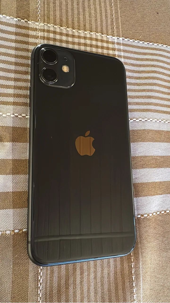 VENDO IPHONE 11 - Foto 4