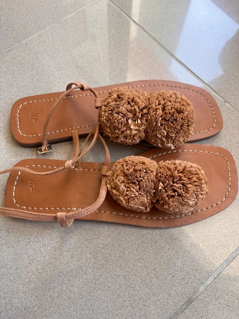 Rasteira H&M Frufru