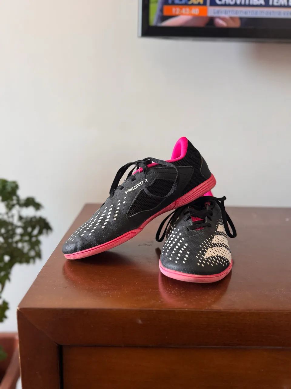 Chuteira Futsal Adidas Predator - Calçados Esportivos