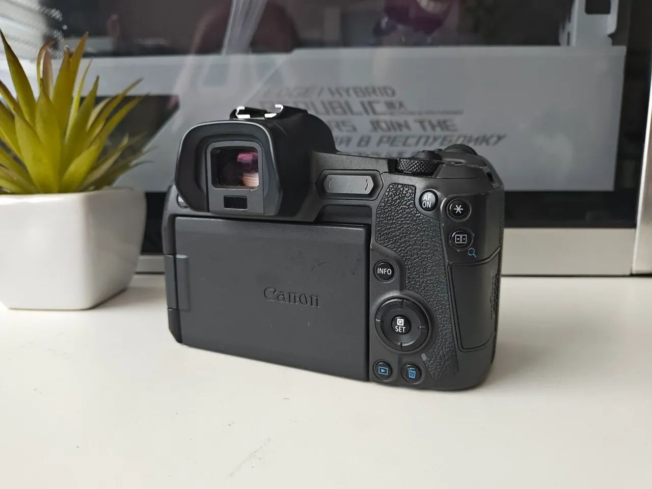 Canon R - Foto 3
