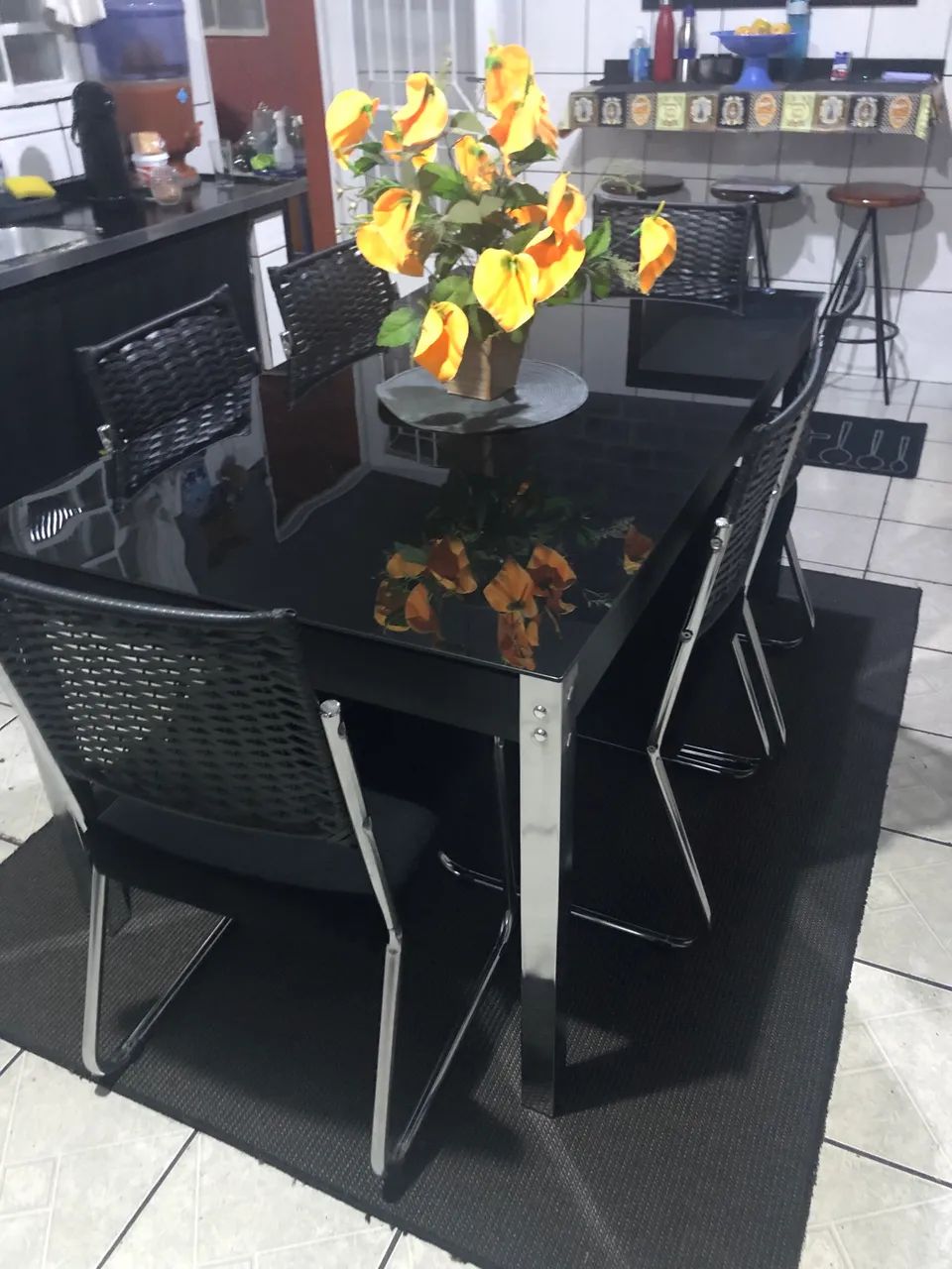 Mesa de jantar com tampo de vidro  - Foto 3