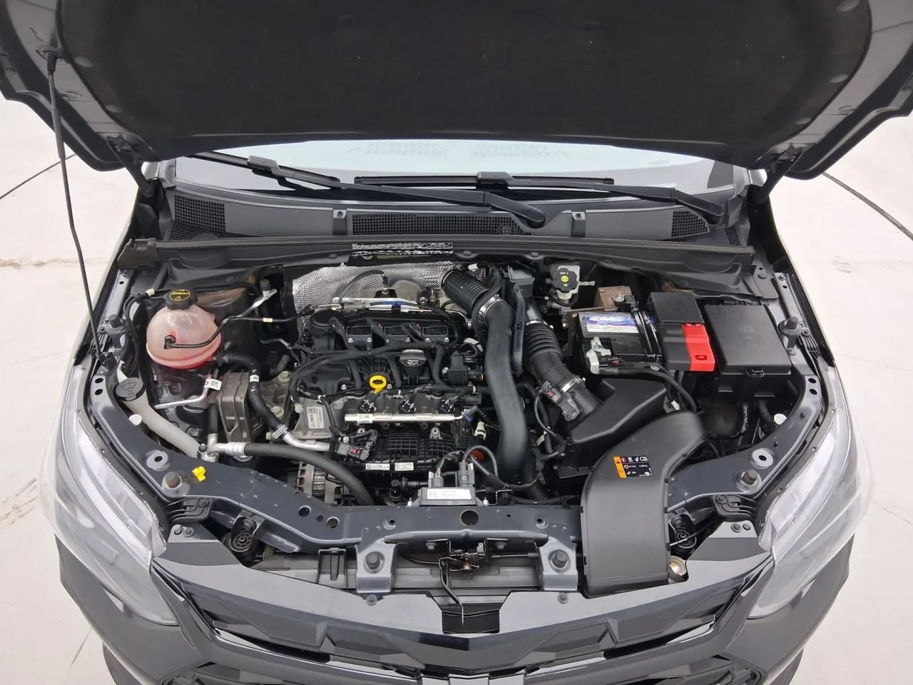 Chevrolet Onix RS 1.0 TB 12V Flex Aut. 4P, foto 10 de 18