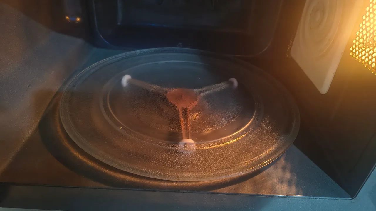 MICROONDAS LG 23L  - Foto 5