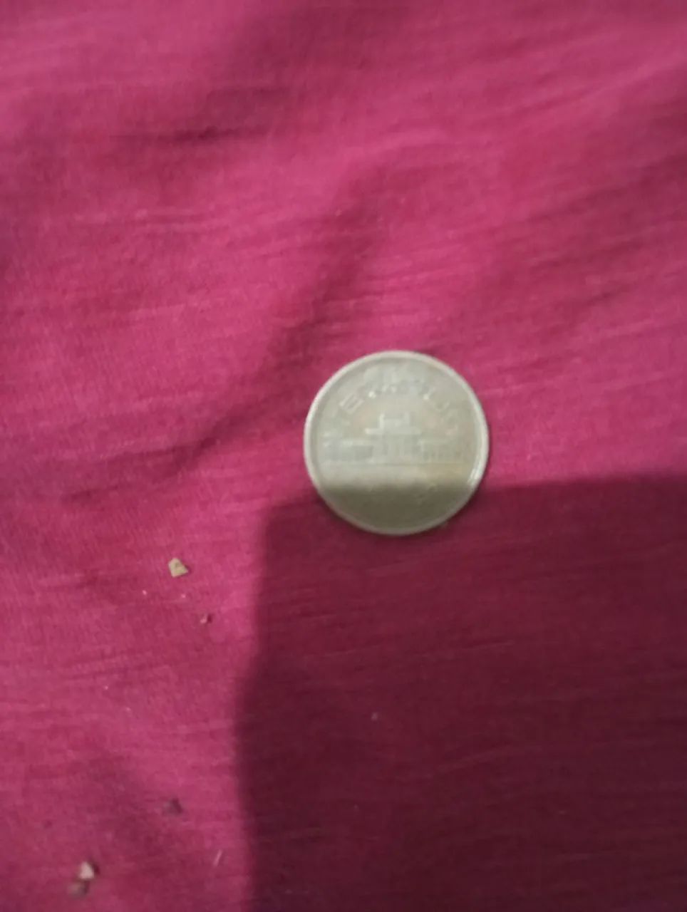 Moedas com defeito e antiga - Foto 3