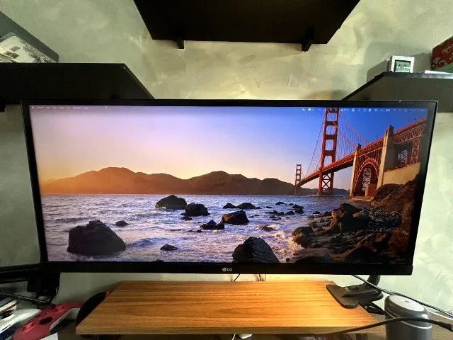 Monitor LG Ultrawide 29" + Braço articulado