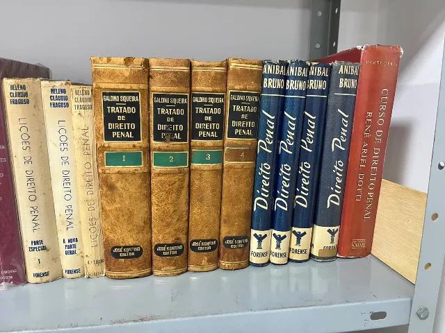 Biblioteca de Direito - Mais de 1500 Obras - Foto 5