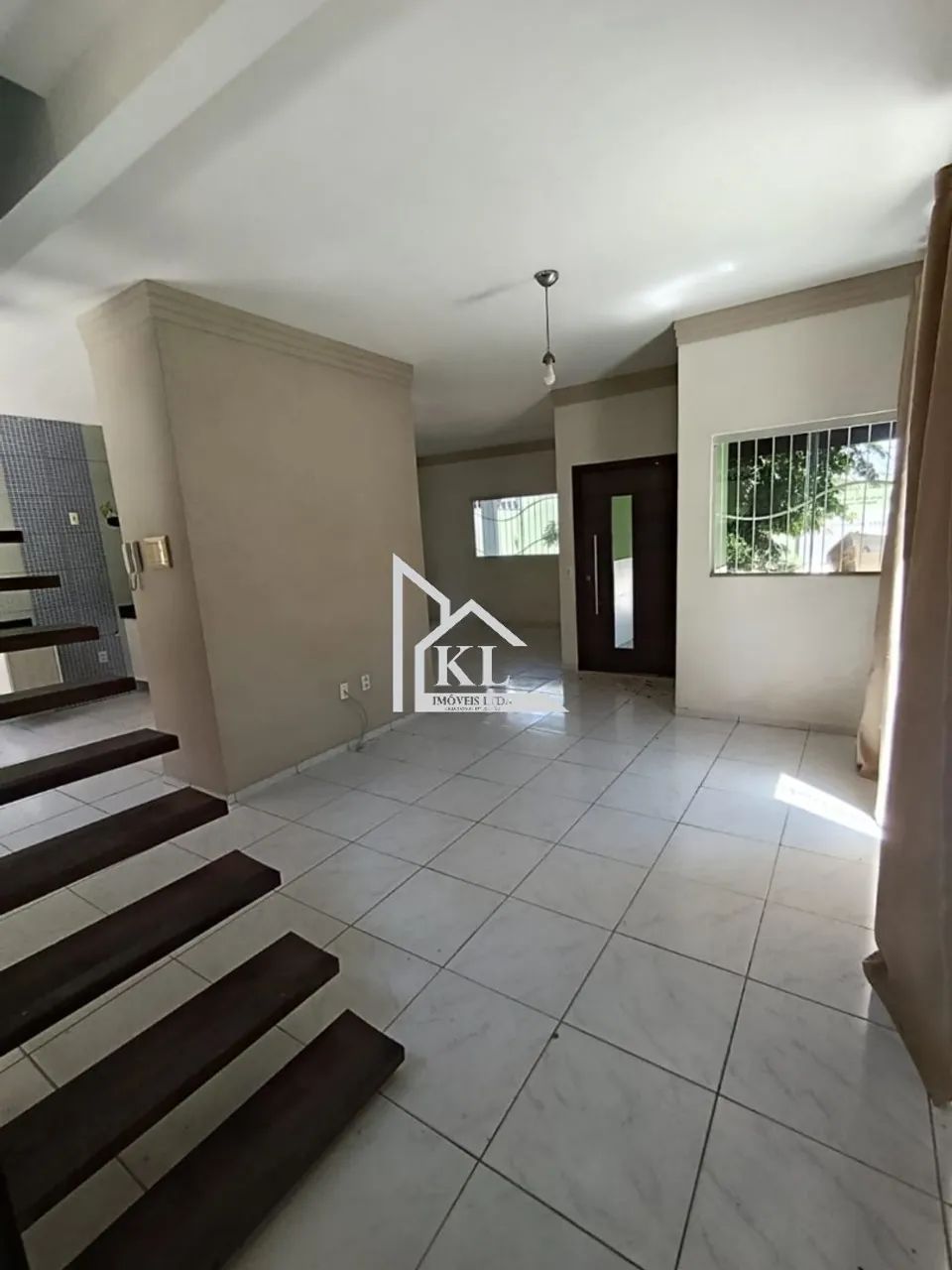 Casa Dúplex - 3 Quartos - Ventilada - 142M2 - Ótima Localização - Cidade Verde - Foto 3