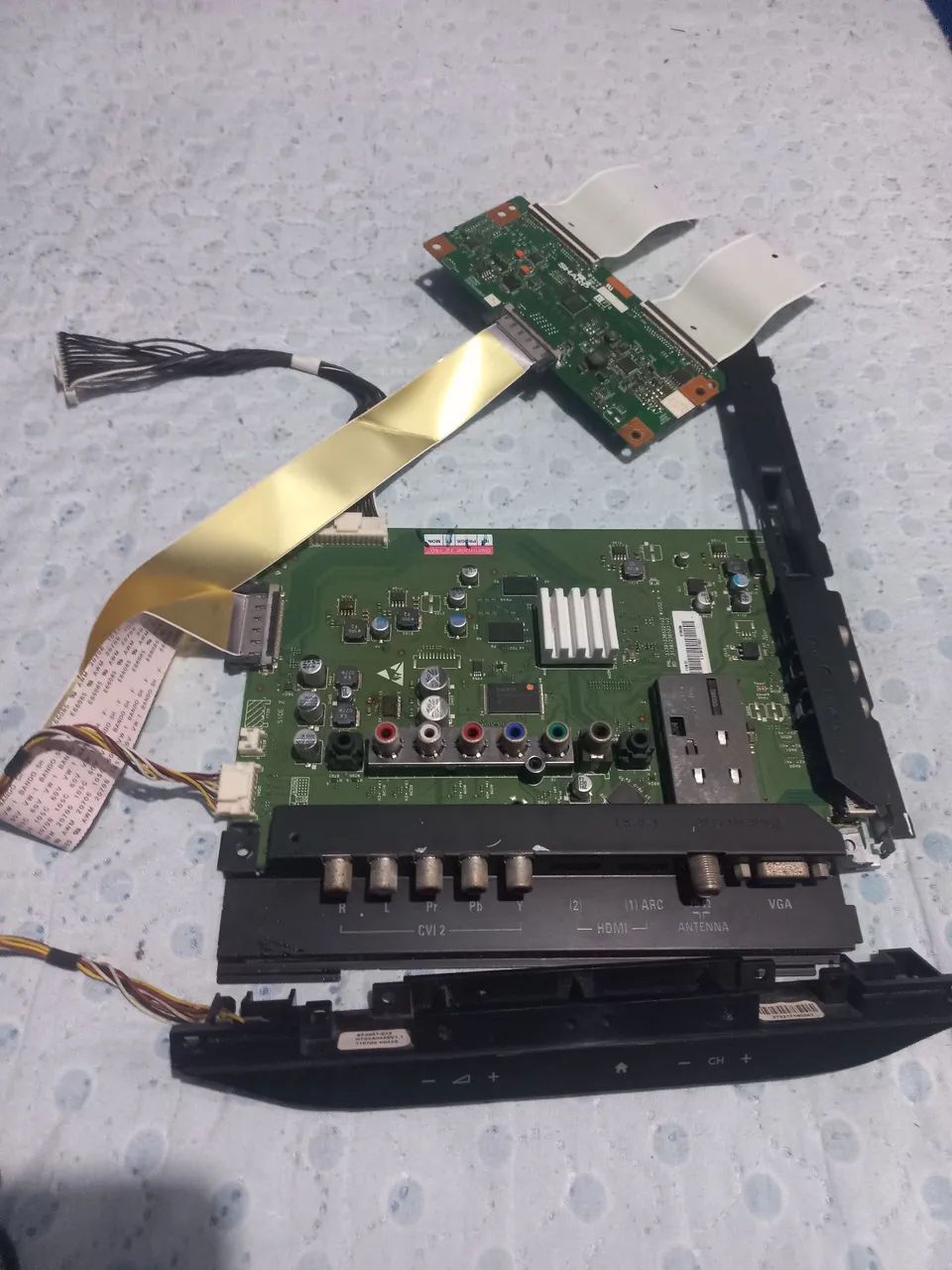 Peças de reposição para tv 40 polegadas phillips modelo 40PFL5606D/78.  - Foto 4