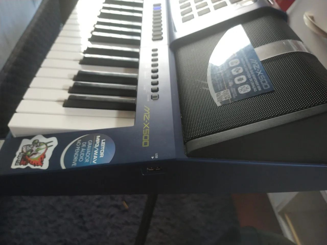 Teclado Casio MZ-X500 com pedestal - Foto 4