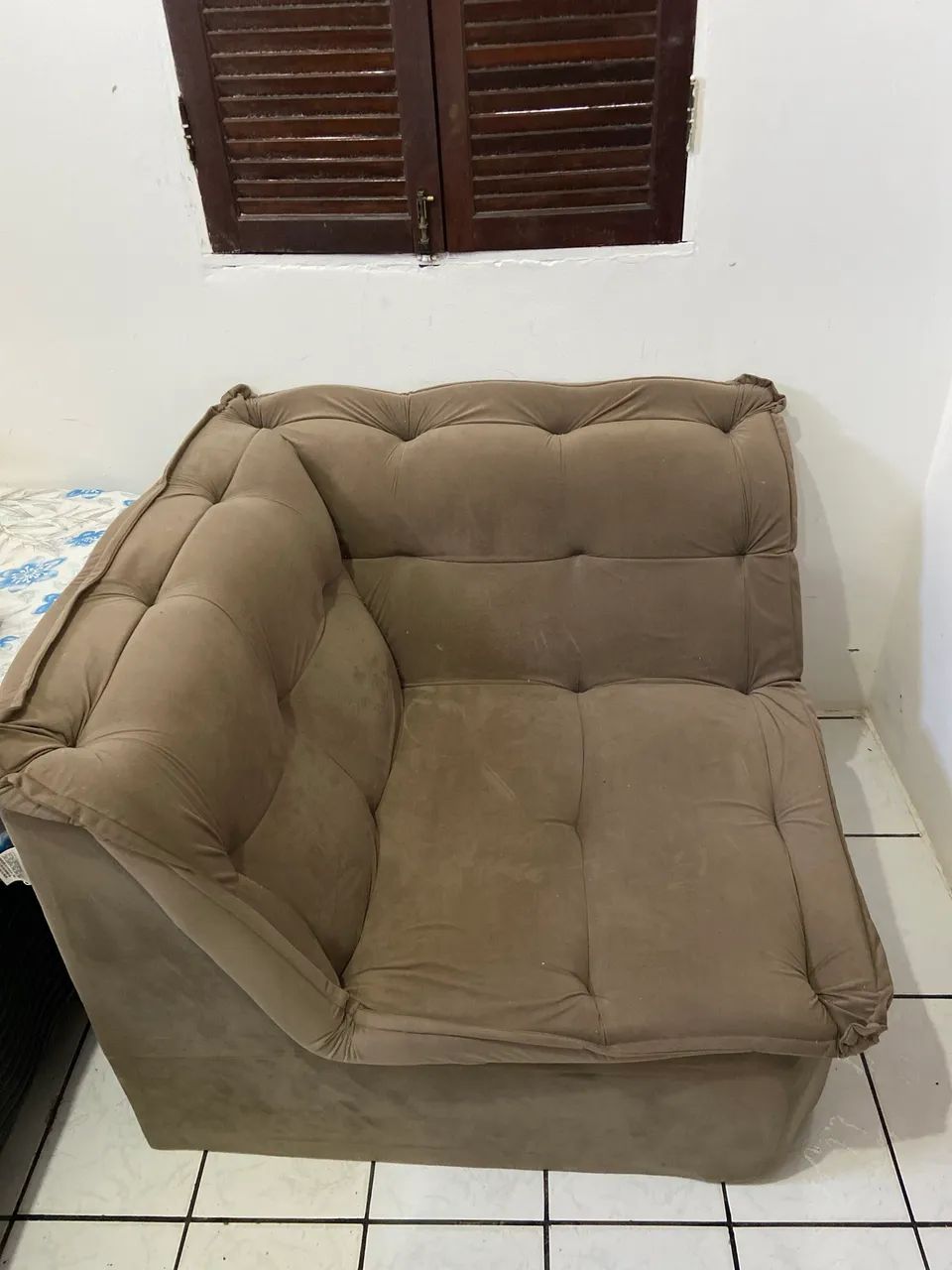 POLTRONA CONFORTÁVEL 