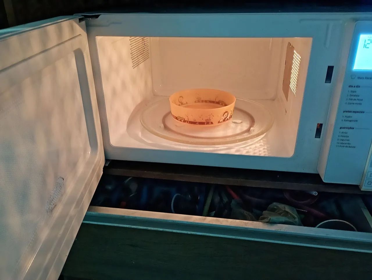 Lindo microondas Brastemp - Foto 4