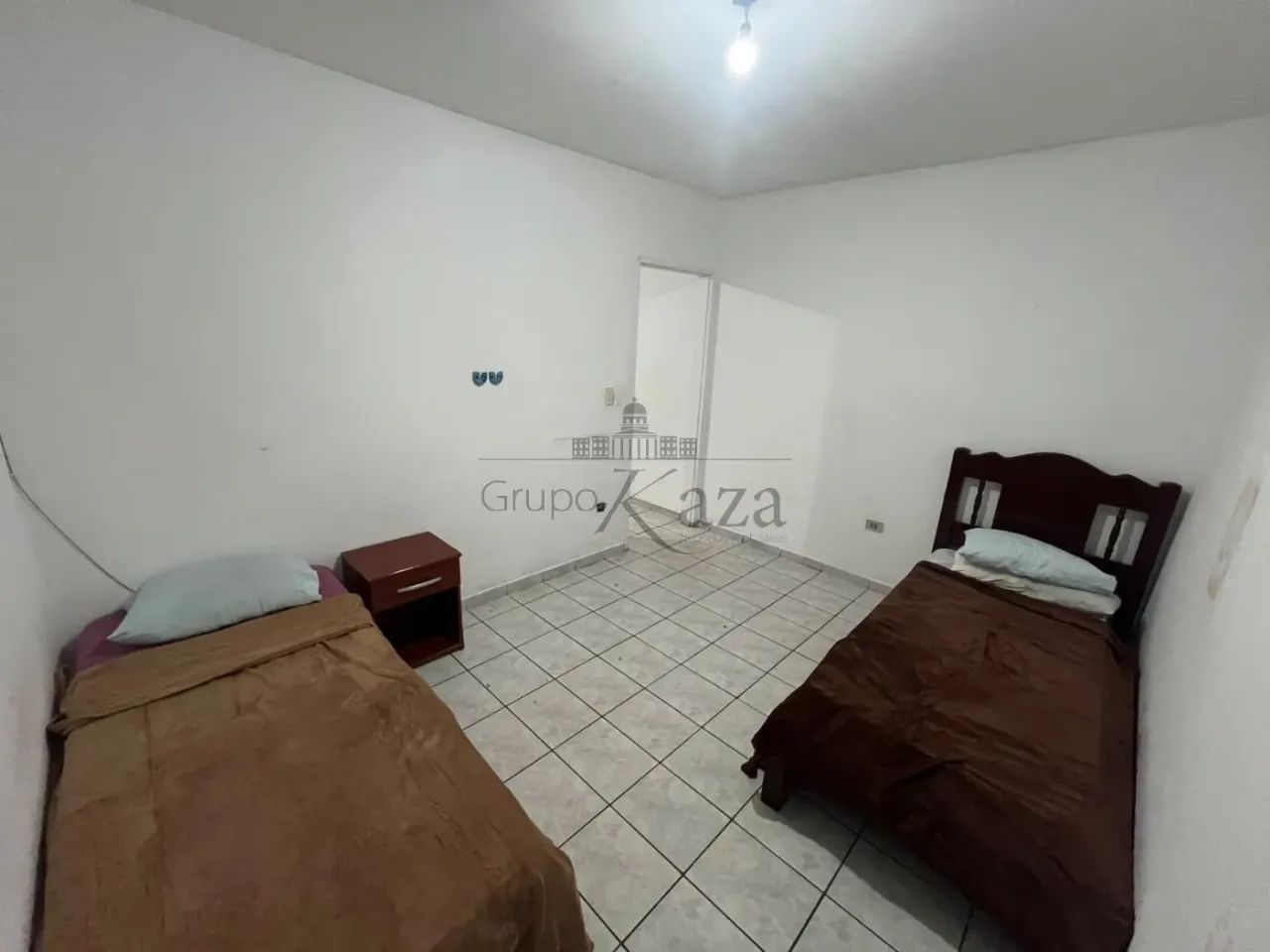 Casa - Cidade nova Jacarei - 2 Dormitórios - 80m². - Foto 5