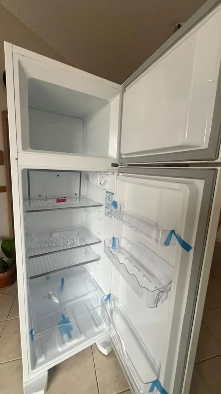 Geladeira Electrolux DC35A Cycle Defrost - Foto 2