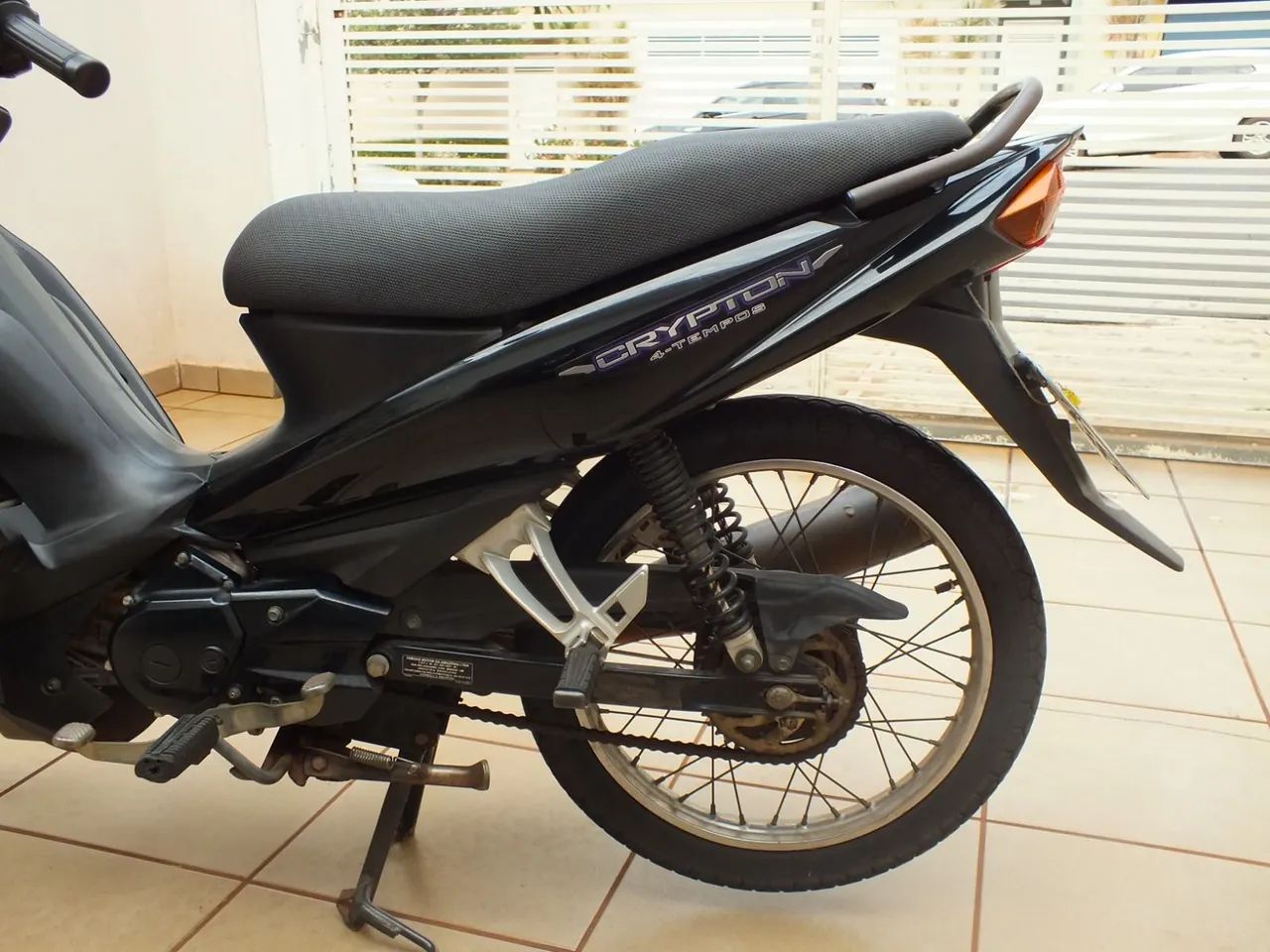 YAMAHA CRYPTON 2010 - Foto 4