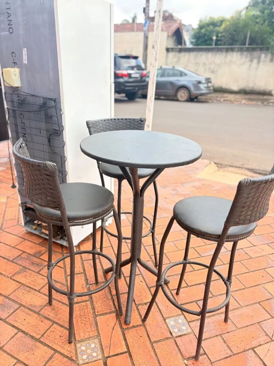 Mesa bistrô com 3 banquetas  - Foto 2