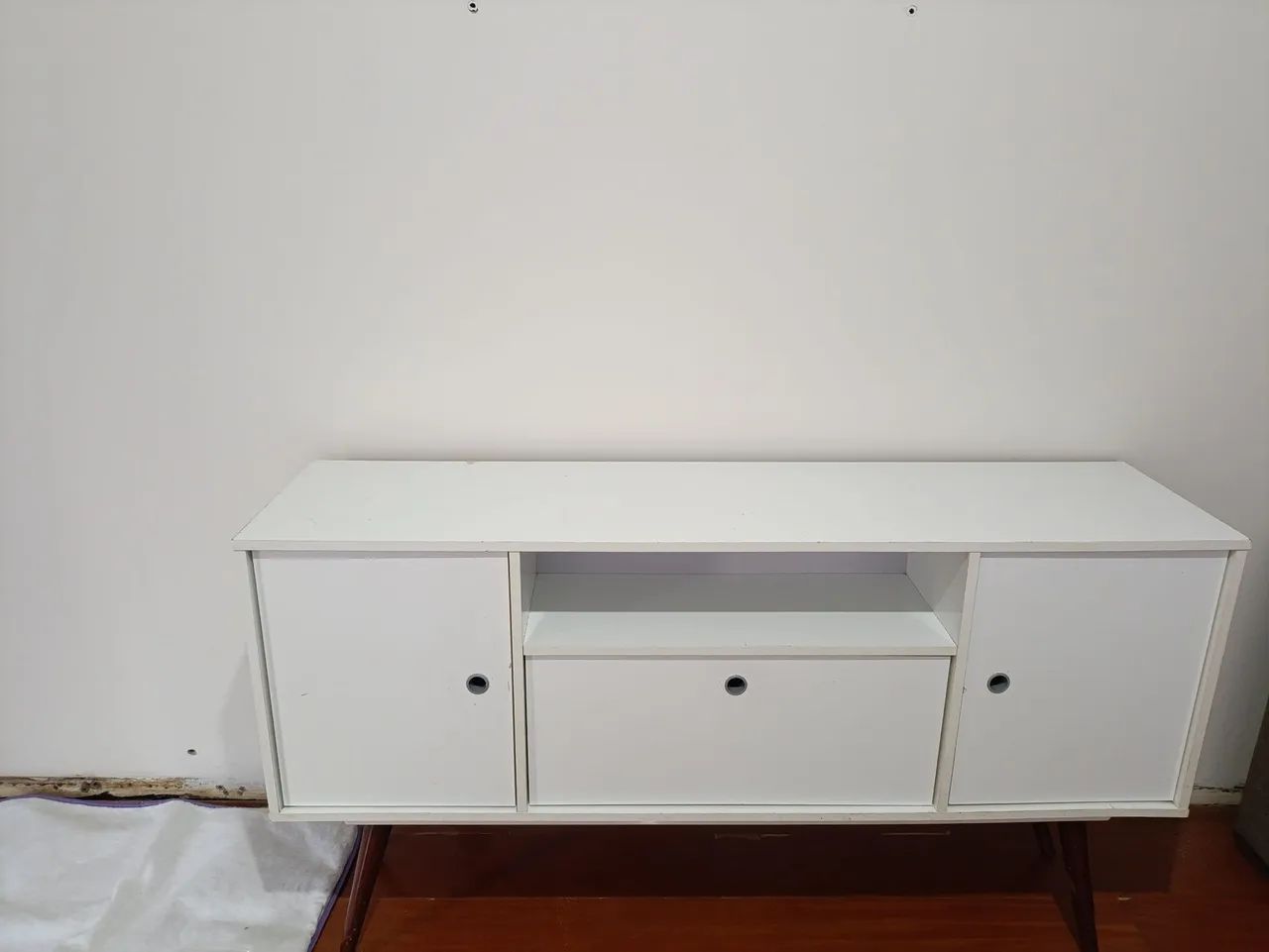 Sofá e rack - Foto 2