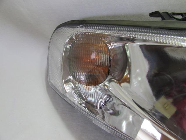 Farol Cromado Vectra 2000 2001 2002 2003 2004 2005 Direito - Foto 7