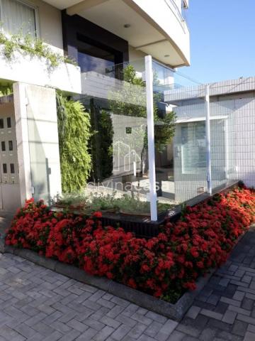 Lindo apartamento semi mobiliado, suite master mais duas suítes, em ótima localização!