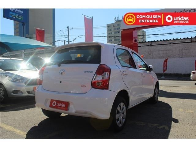 Aceito troca* Oferta * Etios Hatch X Mt 1.3 * Thais Santos 195122-2923 - Foto 7