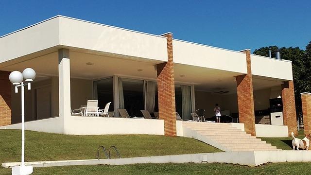 Vendo maravilhosa chácara em condomínio com frente para lago - Foto 15