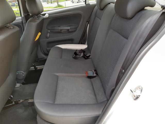 Volkswagen Voyage 1.0 2016 Zero Completo Trend - Foto 4
