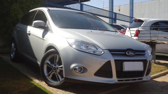 FOCUS 2015/2015 2.0 SE PLUS 16V FLEX 4P POWERSHIFT - Foto 2