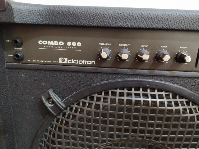 Amplificador Combo Wattsom Ciclotrom 500