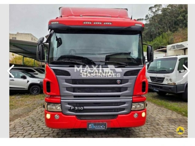 SCANIA P- 310 2015 8×2 O BAÚ