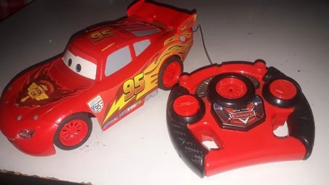 Carro De Controle Remoto Relâmpago Mcqueen 21cm